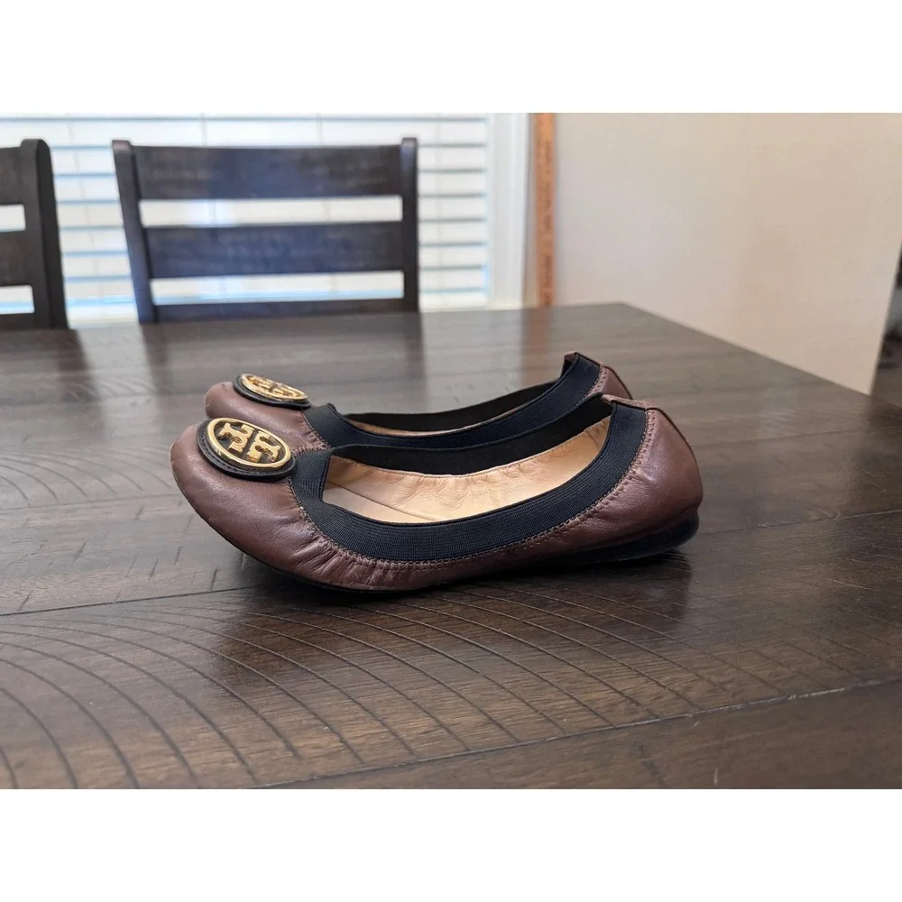 Tory Burch Caroline 2 Leather Ballet Flats Java Brown Black Size 6 Gold Logo